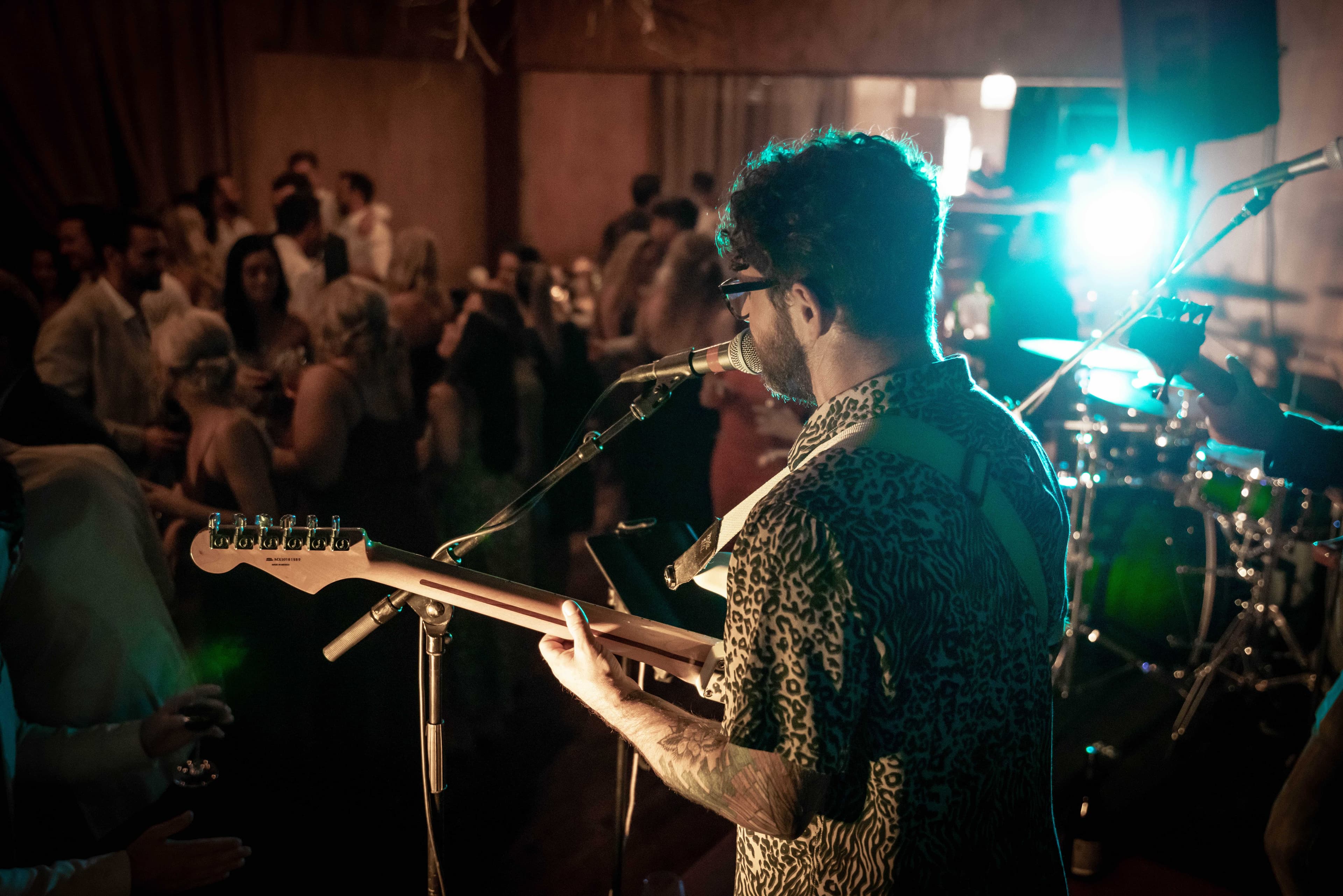 Joe Mac performing live